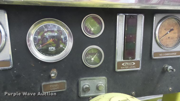 image for item DB3791 1979 Ford F800 fire pumper truck