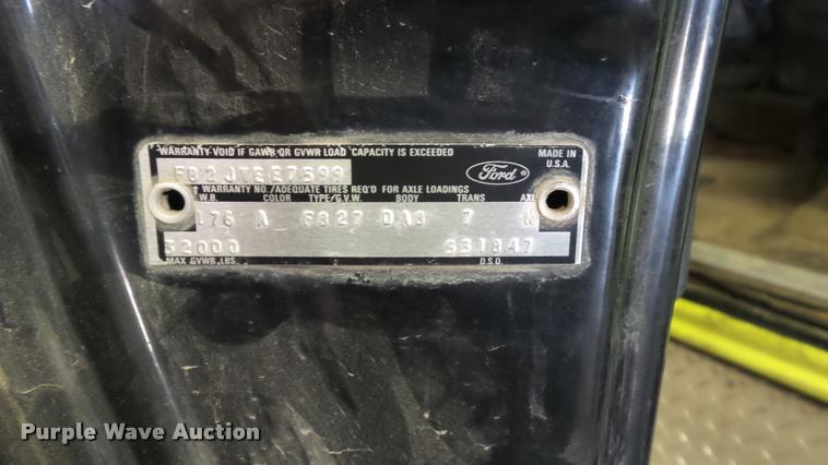 image for item DB3791 1979 Ford F800 fire pumper truck