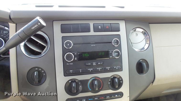 image for item DB3816 2011 Ford Expedition SUV