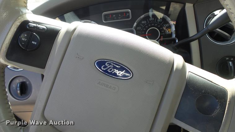 image for item DB3816 2011 Ford Expedition SUV