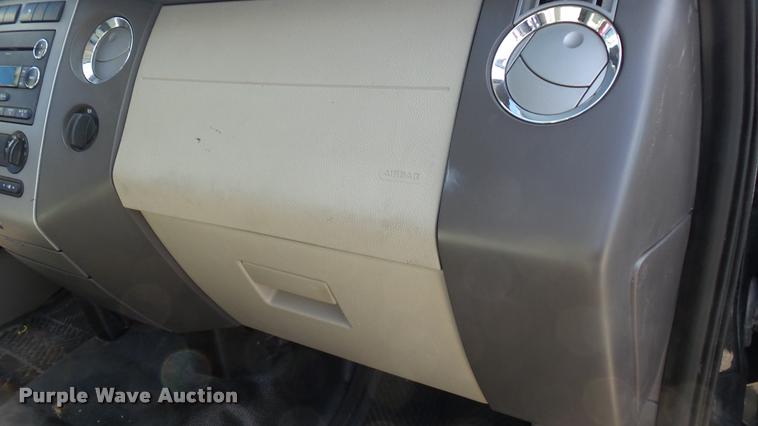 image for item DB3816 2011 Ford Expedition SUV