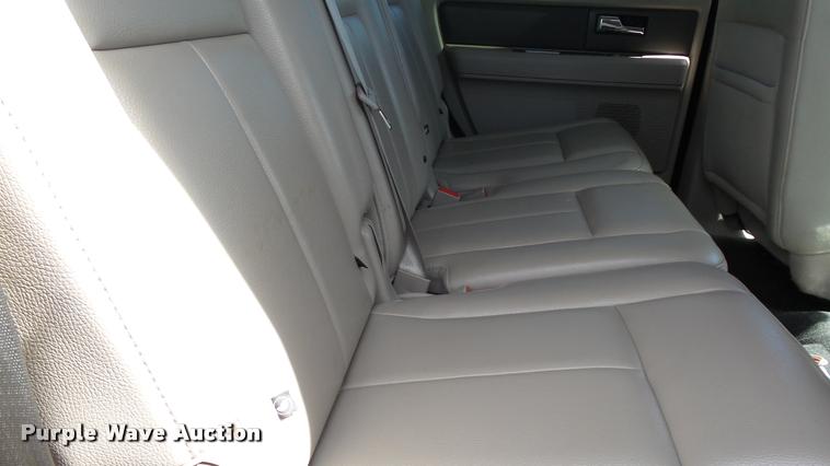 image for item DB3816 2011 Ford Expedition SUV