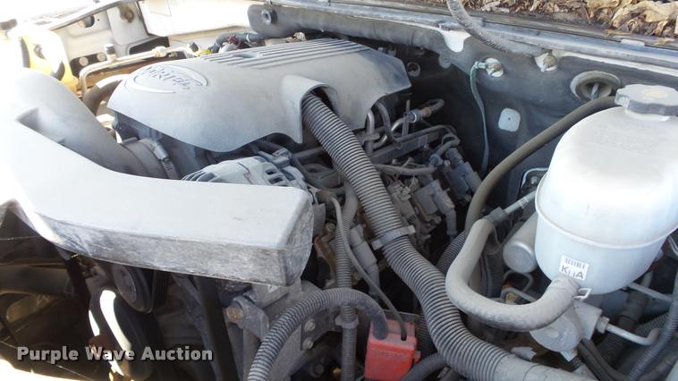 image for item DB3828 2005 Chevrolet Suburban 1500 SUV