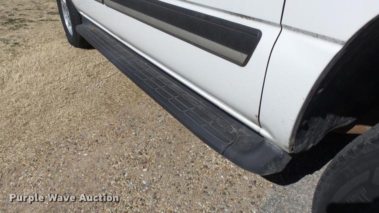 image for item DB3828 2005 Chevrolet Suburban 1500 SUV