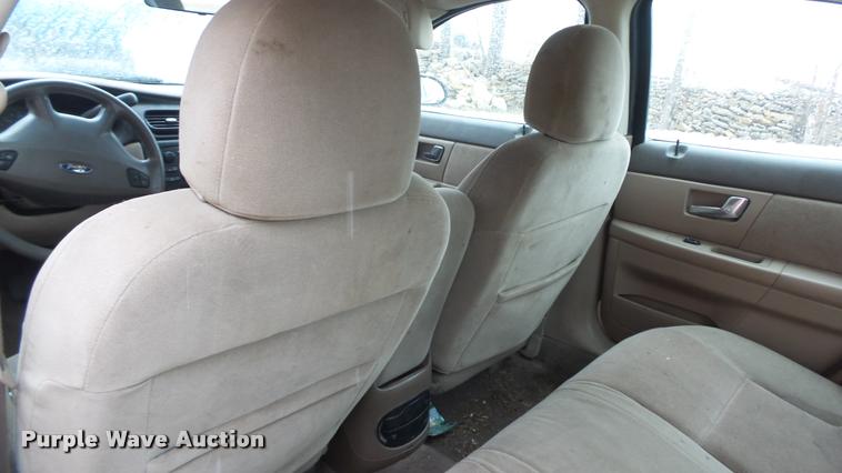 image for item DB3837 2001 Ford Taurus SES
