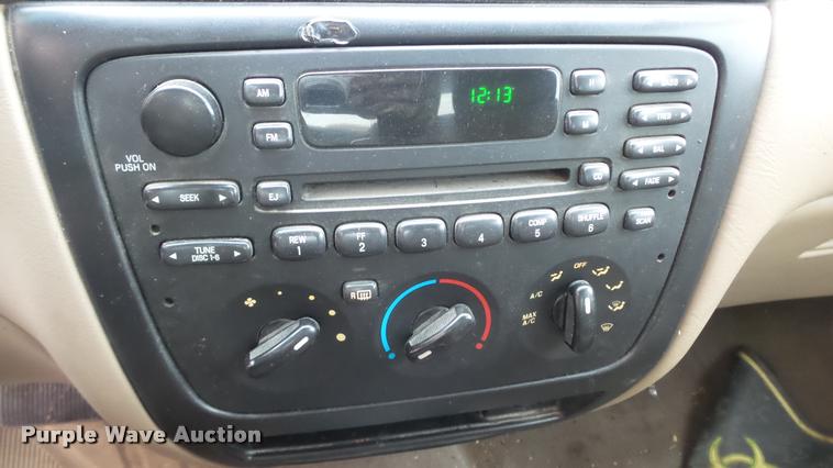 image for item DB3837 2001 Ford Taurus SES