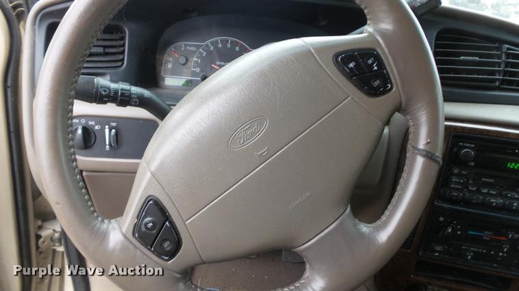 image for item DB3838 2000 Ford Windstar SEL van