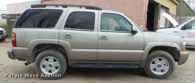 image for item DB3839 2001 Chevrolet Tahoe SUV