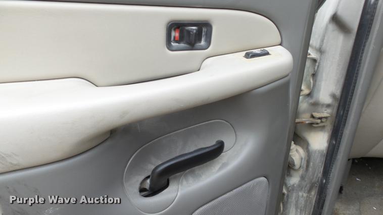 image for item DB3839 2001 Chevrolet Tahoe SUV