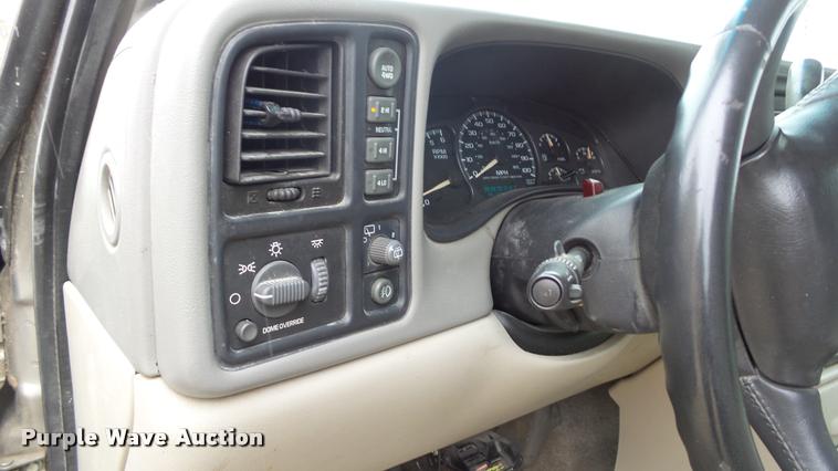 image for item DB3839 2001 Chevrolet Tahoe SUV