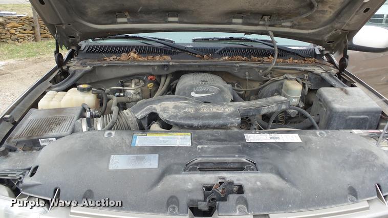 image for item DB3839 2001 Chevrolet Tahoe SUV