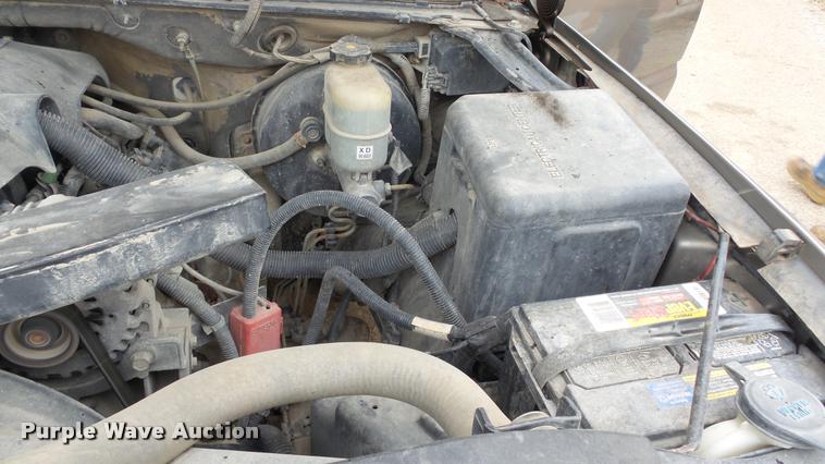 image for item DB3839 2001 Chevrolet Tahoe SUV