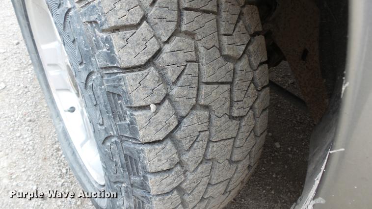 image for item DB3839 2001 Chevrolet Tahoe SUV