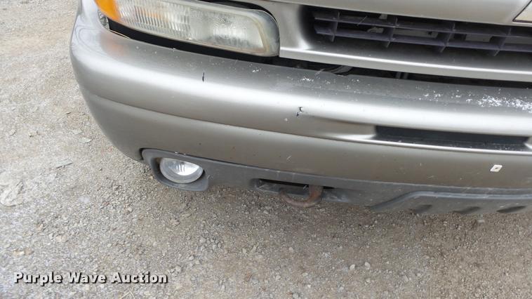 image for item DB3839 2001 Chevrolet Tahoe SUV