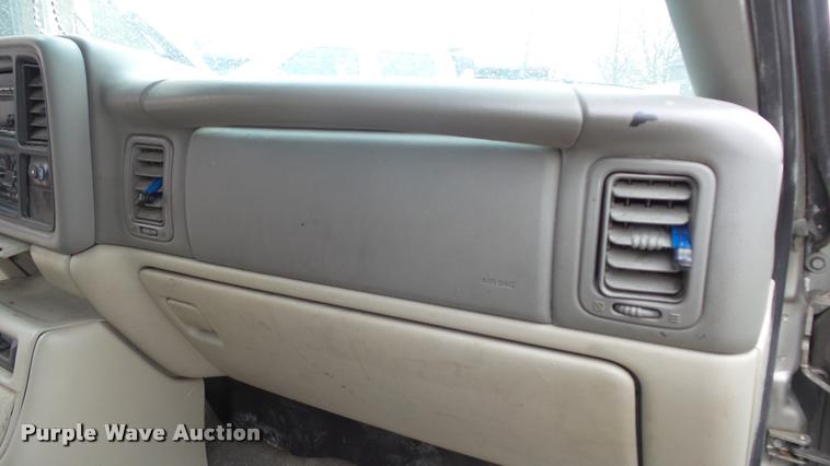 image for item DB3839 2001 Chevrolet Tahoe SUV