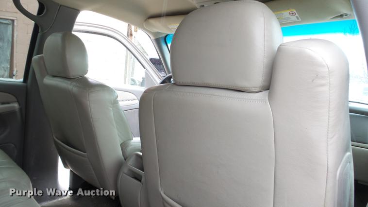 image for item DB3839 2001 Chevrolet Tahoe SUV