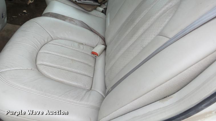 image for item DB3841 2000 Chrysler 300M