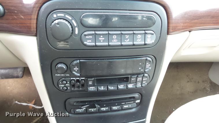 image for item DB3841 2000 Chrysler 300M