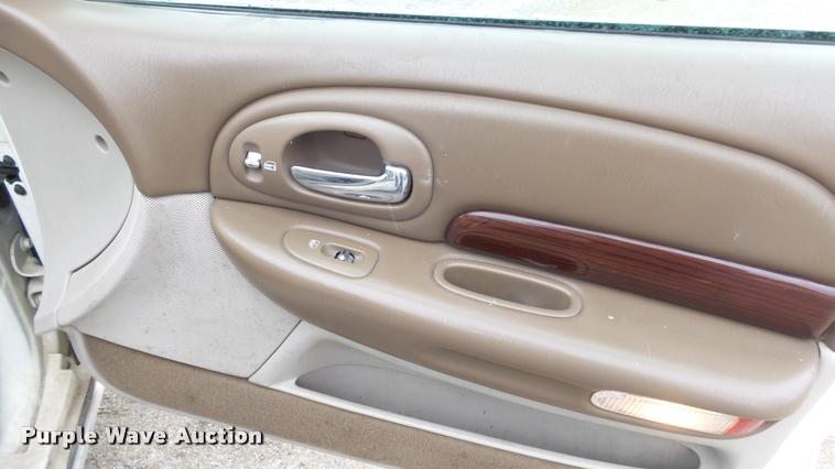 image for item DB3841 2000 Chrysler 300M