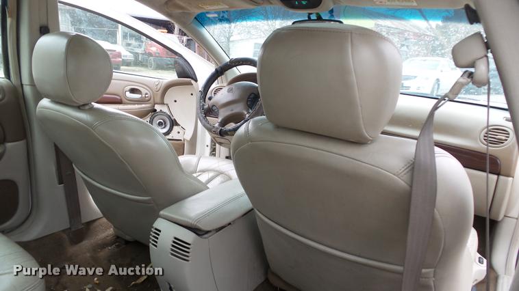 image for item DB3841 2000 Chrysler 300M