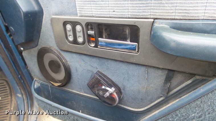 image for item DB3842 1990 Chevrolet 1500 Ext. Cab pickup truck