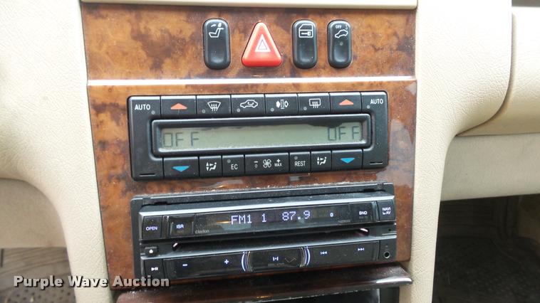 image for item DB3843 1999 Mercedes Benz E320