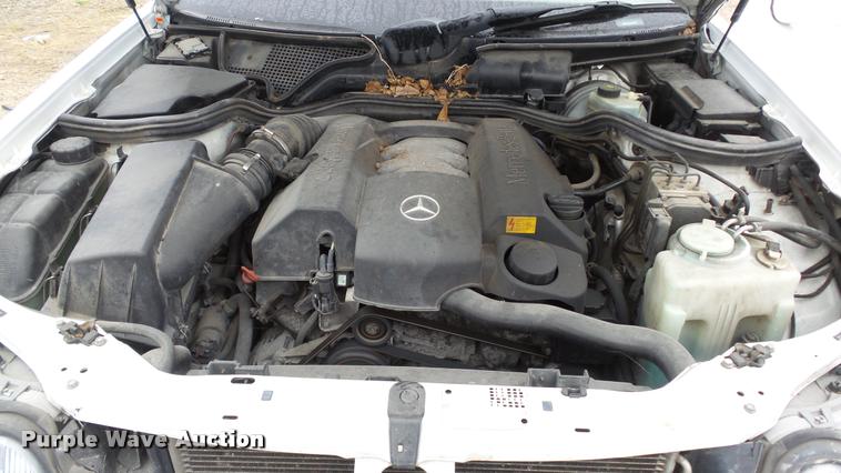 image for item DB3843 1999 Mercedes Benz E320