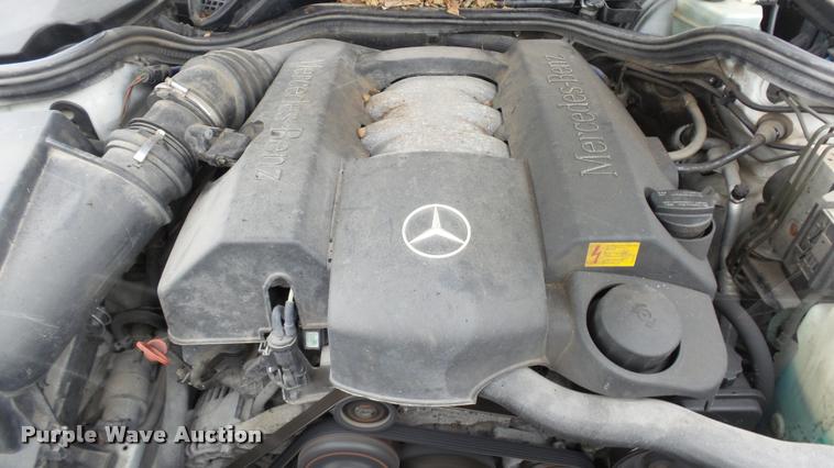 image for item DB3843 1999 Mercedes Benz E320