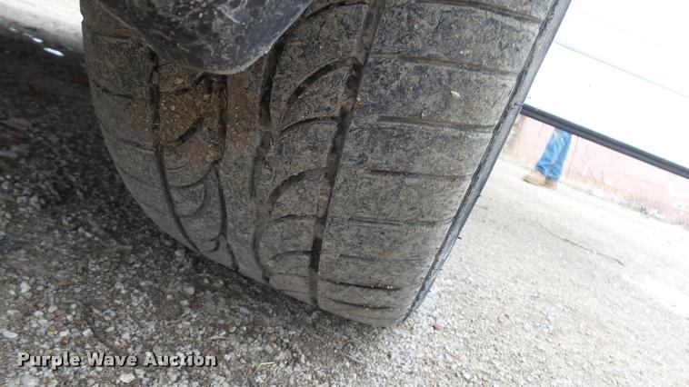 image for item DB3843 1999 Mercedes Benz E320