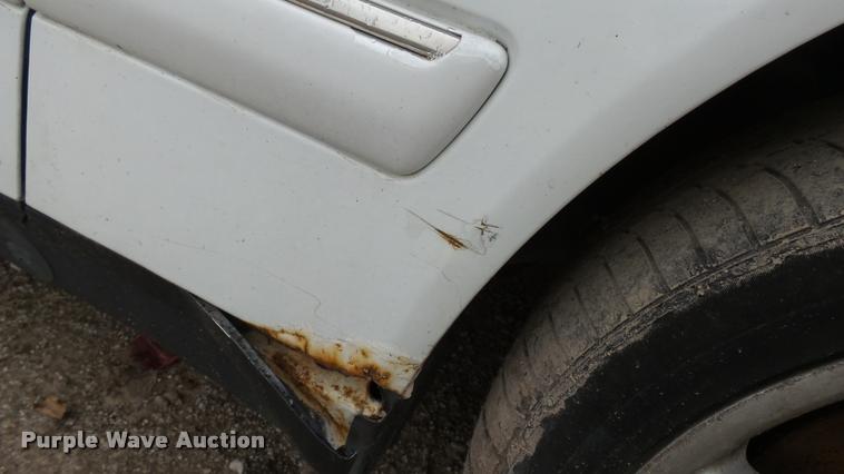 image for item DB3843 1999 Mercedes Benz E320