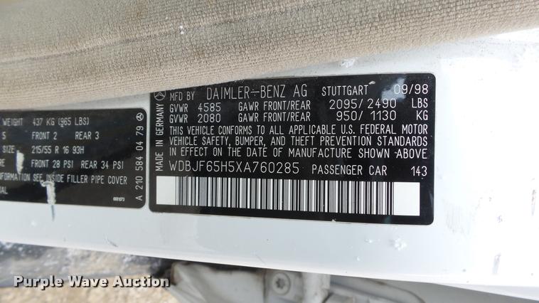 image for item DB3843 1999 Mercedes Benz E320