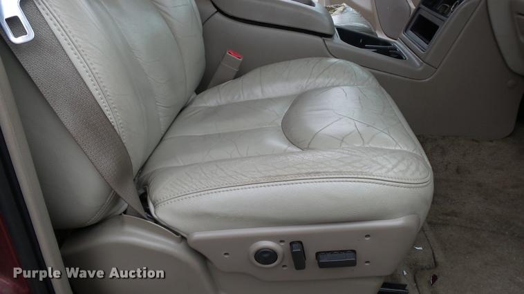 image for item DB3844 2003 Chevrolet Tahoe SUV