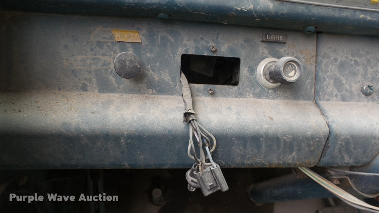 image for item DB3865 1984 Chevrolet Step Van 20 delivery truck