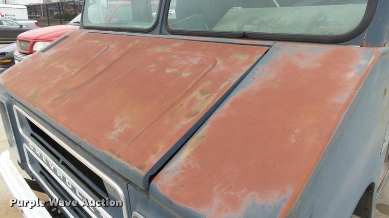 image for item DB3865 1984 Chevrolet Step Van 20 delivery truck
