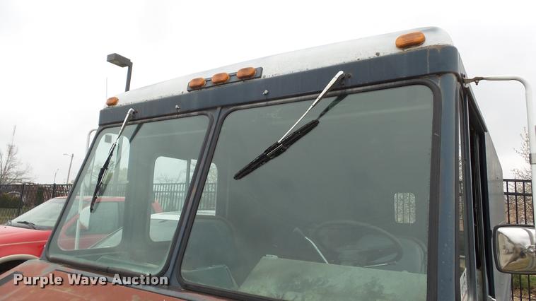 image for item DB3865 1984 Chevrolet Step Van 20 delivery truck
