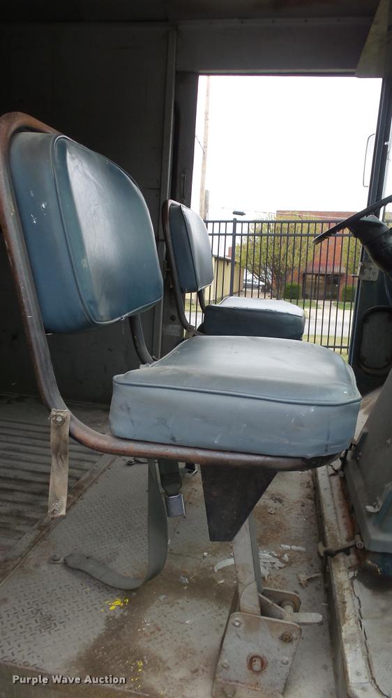 image for item DB3865 1984 Chevrolet Step Van 20 delivery truck