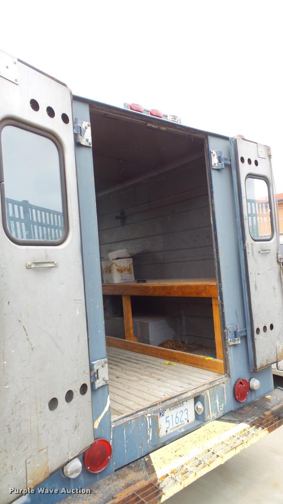 image for item DB3865 1984 Chevrolet Step Van 20 delivery truck
