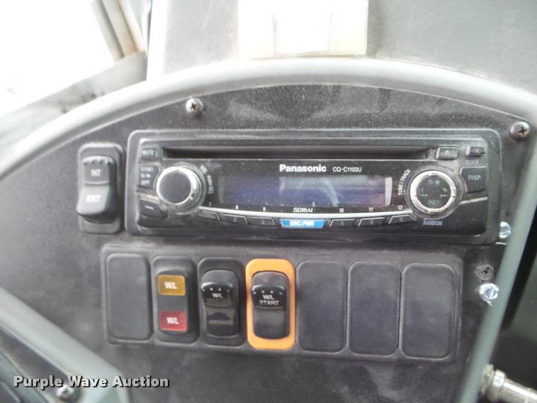 image for item DB5003 2008 Blue Bird Vision school bus