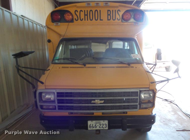 image for item DB5007 1993 Chevrolet G30 school bus