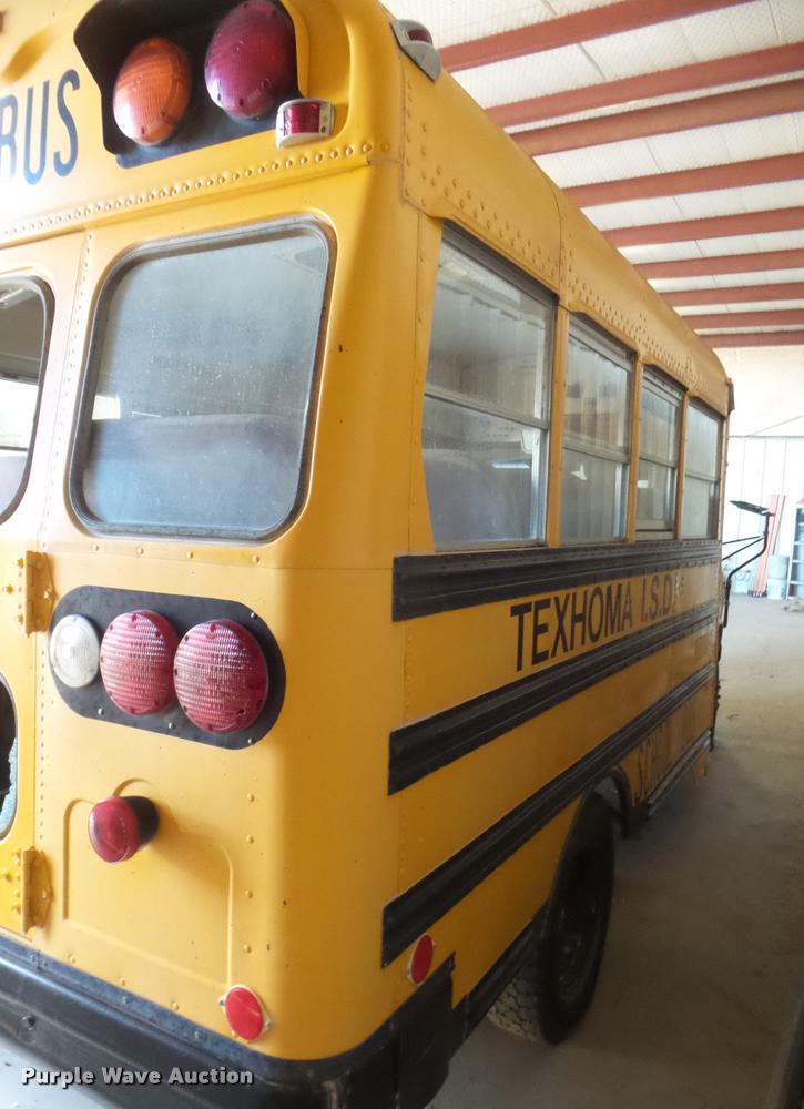 image for item DB5007 1993 Chevrolet G30 school bus