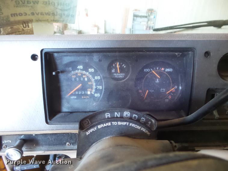 image for item DB5007 1993 Chevrolet G30 school bus