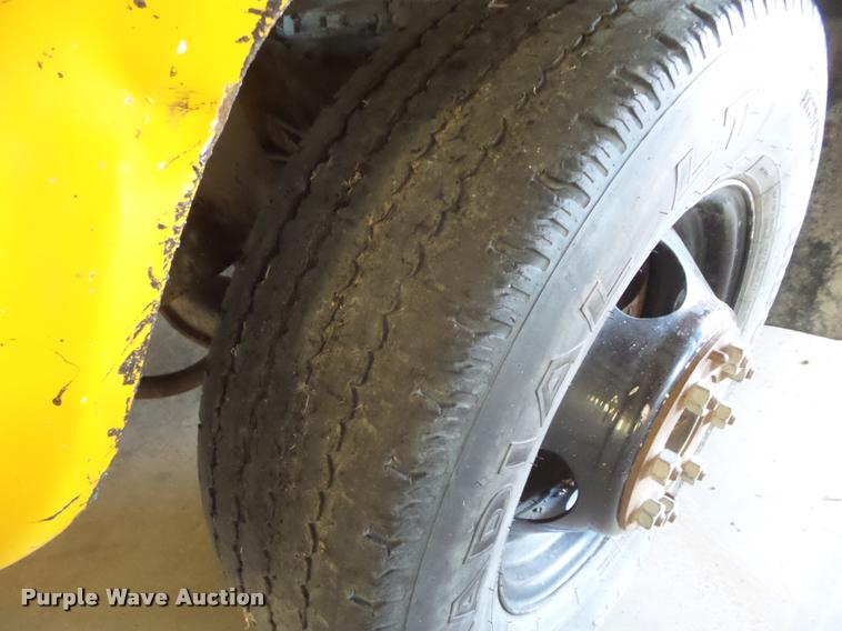 image for item DB5007 1993 Chevrolet G30 school bus