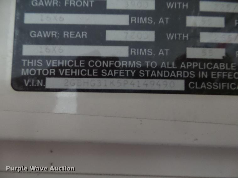 image for item DB5007 1993 Chevrolet G30 school bus