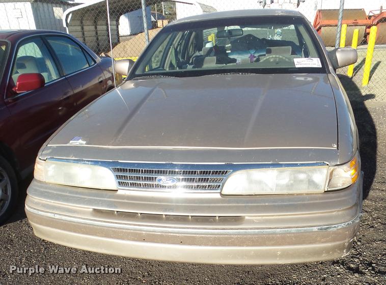 image for item DB5008 1993 Ford Crown Victoria
