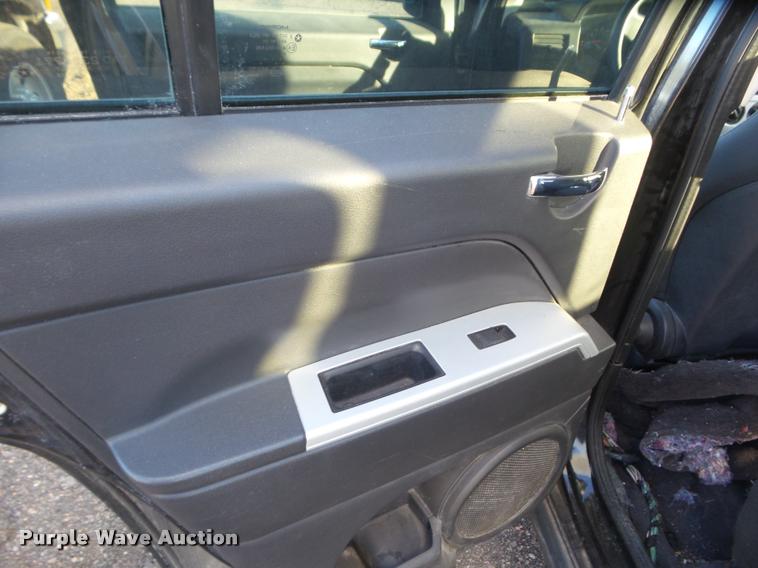 image for item DB5010 2008 Jeep Compass SUV