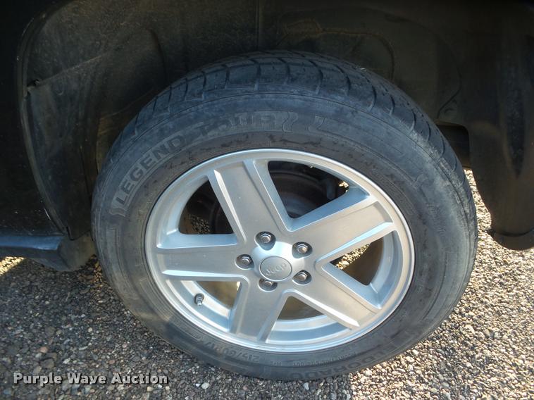 image for item DB5010 2008 Jeep Compass SUV