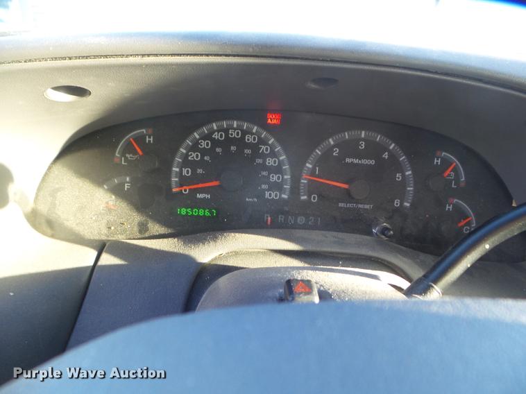 image for item DB5011 2003 Ford F150 SuperCrew pickup truck