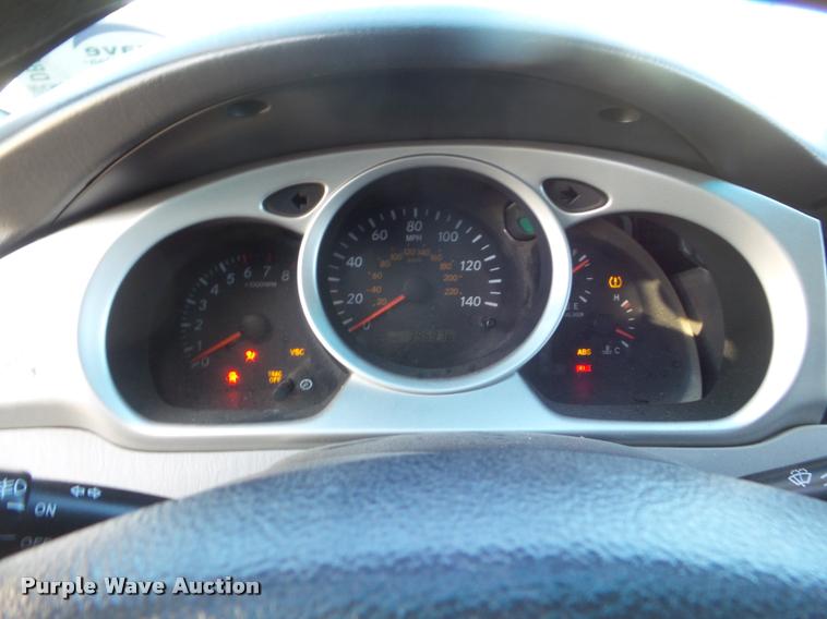 image for item DB5012 2004 Toyota Highlander SUV