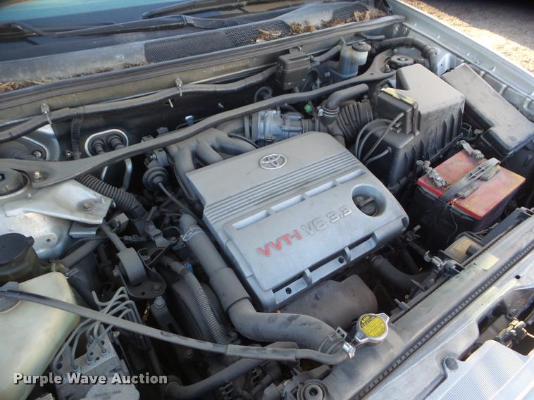 image for item DB5012 2004 Toyota Highlander SUV