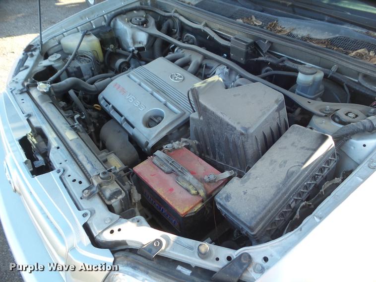 image for item DB5012 2004 Toyota Highlander SUV